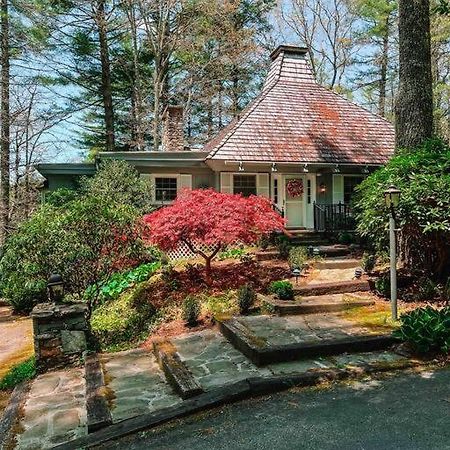 English Cottage With Large Patio! Highlands Exterior photo