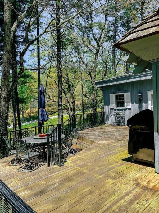 English Cottage With Large Patio! Highlands Exterior photo